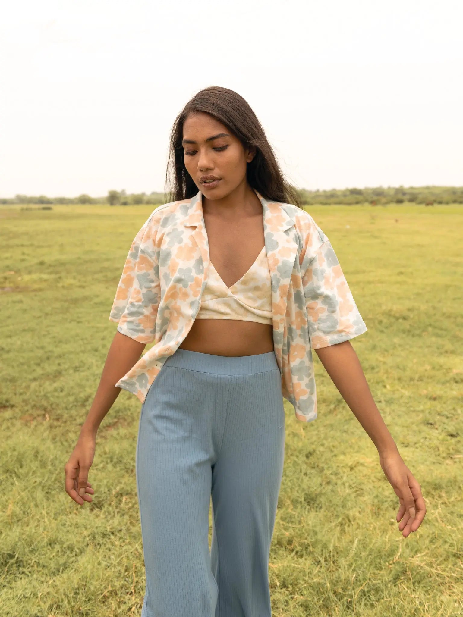 Buttercup Resort Shirt - Almond Story