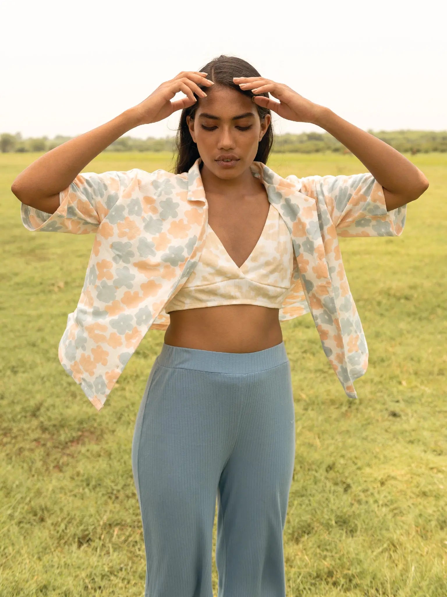 Buttercup Resort Shirt - Almond Story