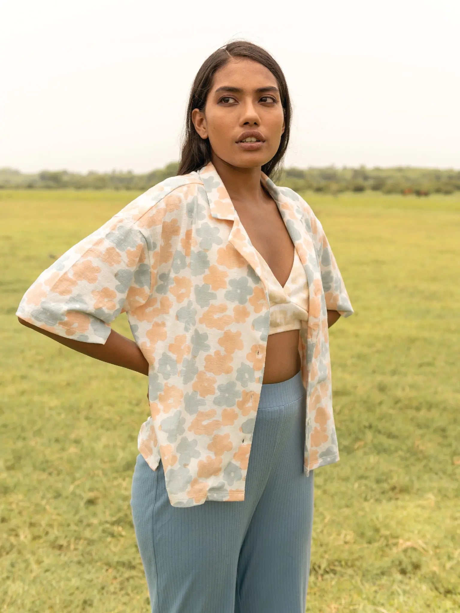 Buttercup Resort Shirt - Almond Story
