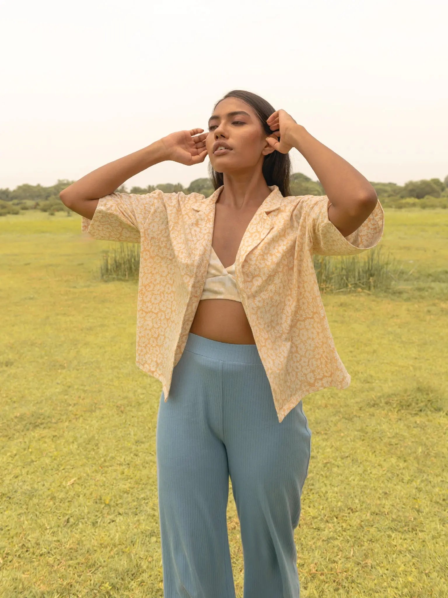 Sunshine Resort Shirt - Almond Story